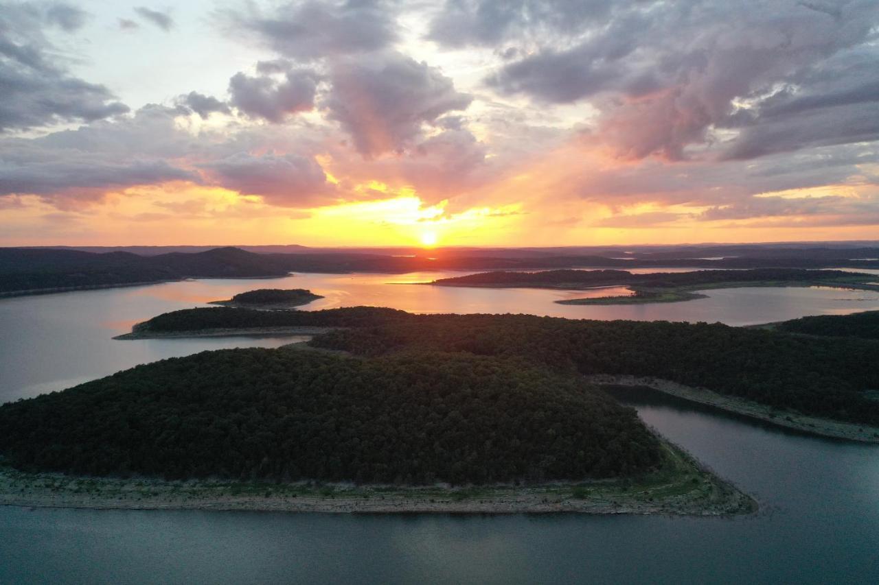 Lake River Lodge Bull Shoals Exterior foto